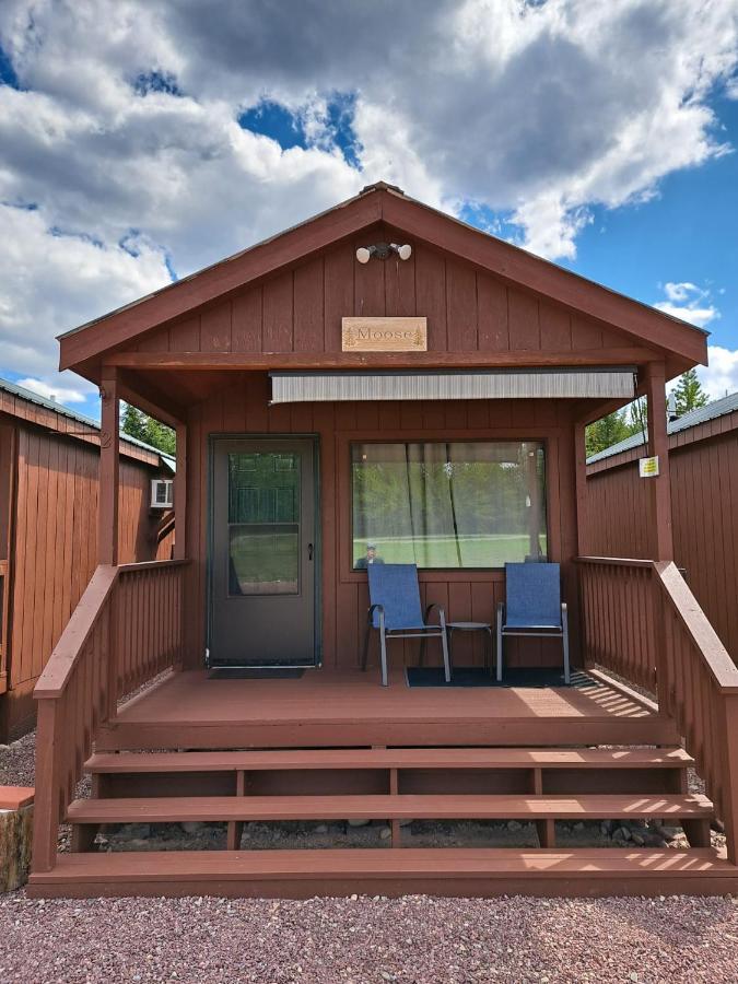 Sky Eco - Glacier General Store And Cabins Coram Exterior foto